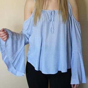 Long Sleeve Shoulder-less Top